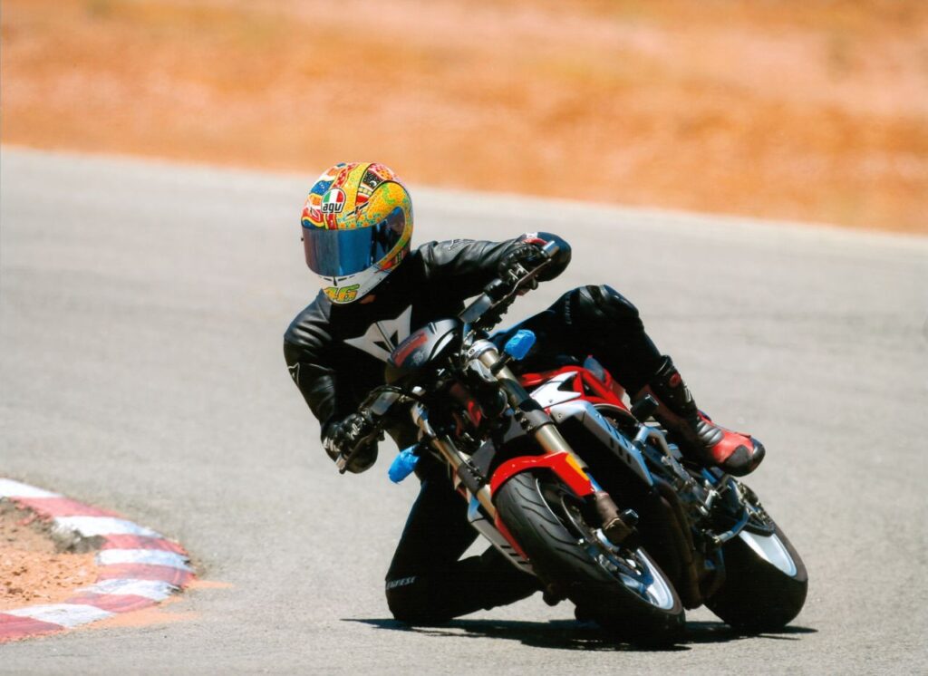 6 lépés a térddel a földön kanyarodásig 52 Scan16