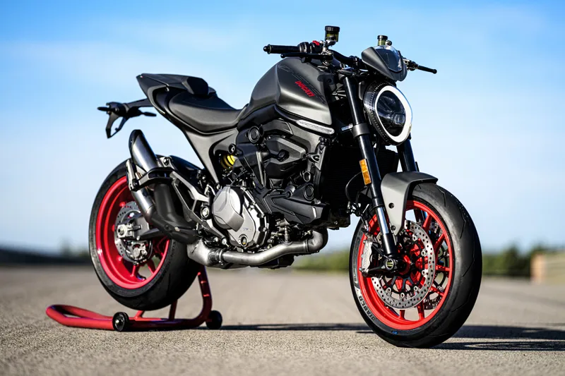 Visszatekintés a múltba: Ducati Monster 5 Visszatekintés a múltba: Ducati Monster - 3. kép