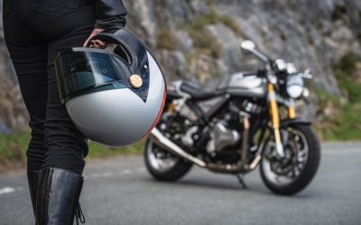 Főoldal 8 Norton és TVS: 300 új munkahely Solihullban!