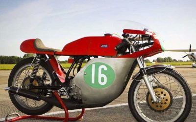 Barry Sheene első versenymotorja aukcióra kerül!