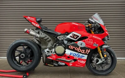 Melandri világbajnoki motorja árverésre kerül!