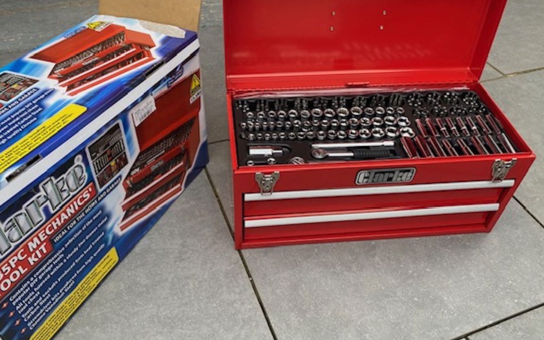 Clarke CHT862: 235 darabos szerszámkészlet tesztje!