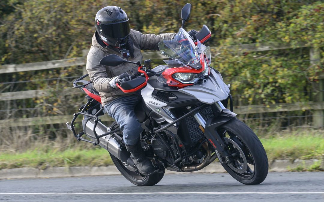 QJ Motor SRT 900 S 2025: Részletek és tulajdonságok!