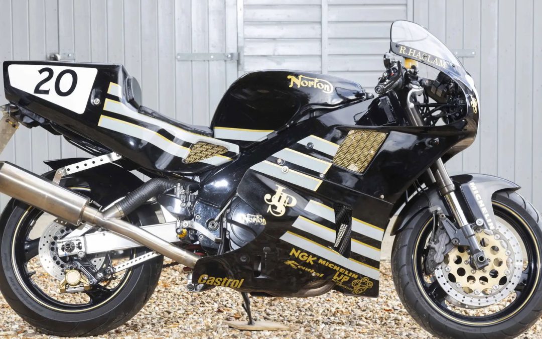 Ron Haslam Norton RCW588 replika aukción novemberben!