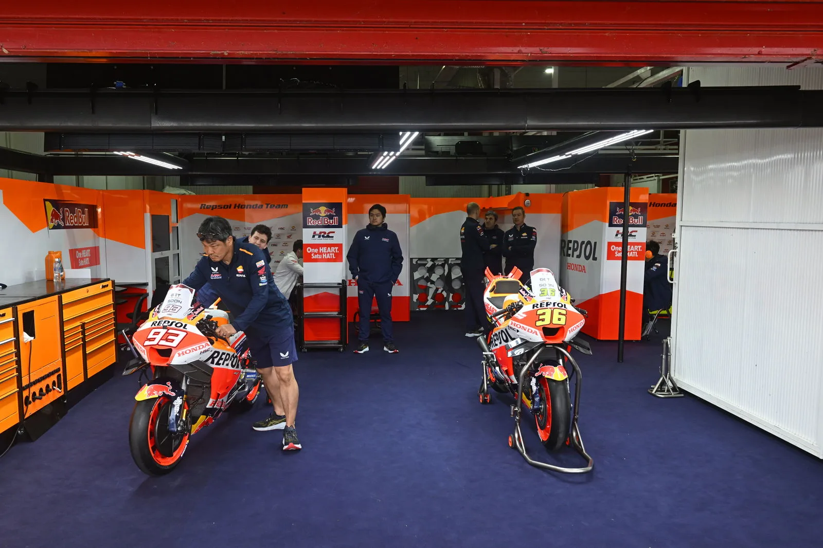 Repsol visszatér a MotoGP-be: Moto2 és Moto3 kenőanyag beszállító!