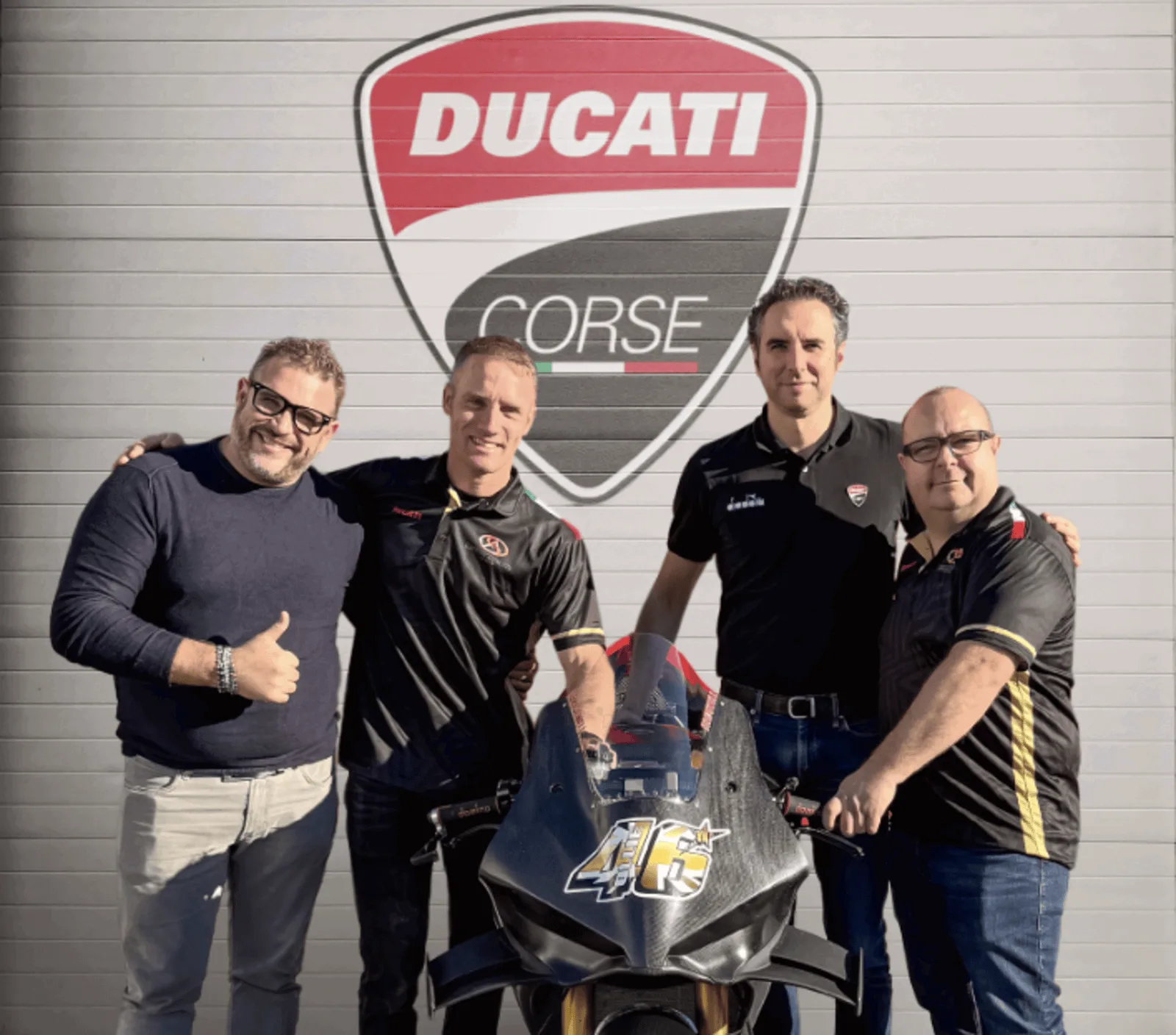 Yamaha új R7 versenyez az első Sportbike Világbajnokságon! 2 Yamaha új R7 versenyez az első Sportbike Világbajnokságon!
