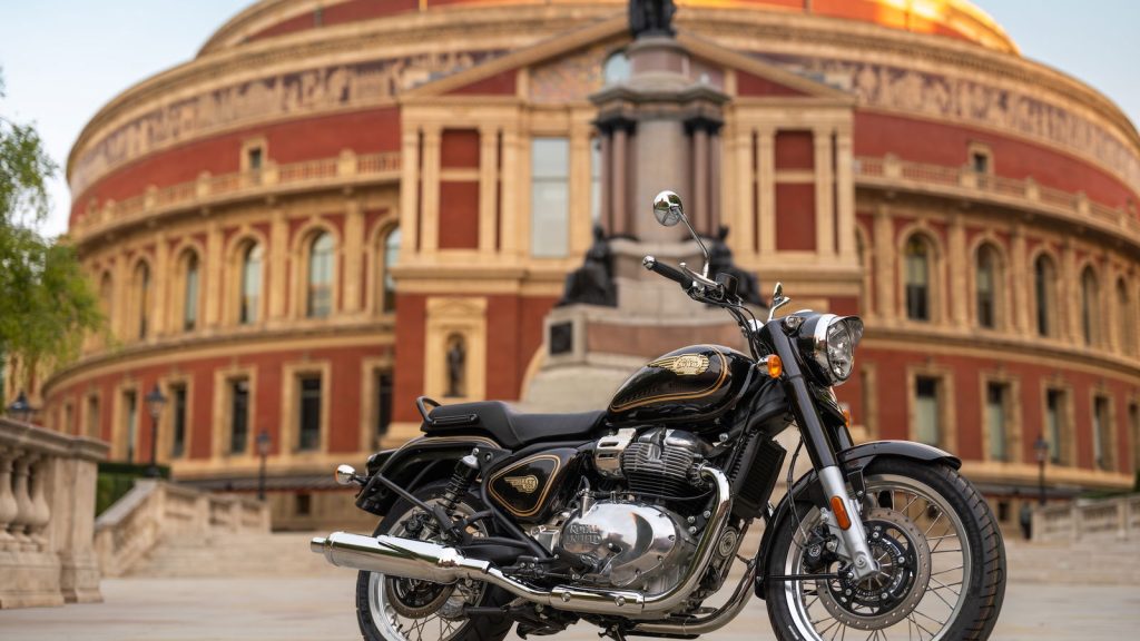 Royal Albert Hall és Royal Enfield: “Golyként a színpadon”! 2 img 3974