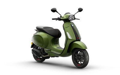 Főoldal 5 Vespa új Primavera és Sprint S robogókat mutatott be!