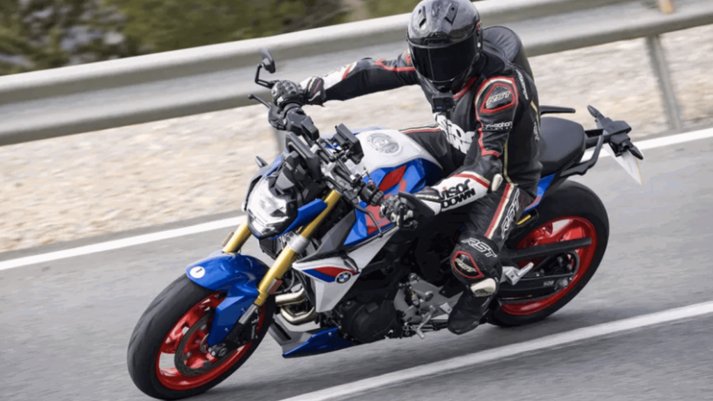 0% THM-es finanszírozás BMW F900 R, CE 02 és CE 04 modellekre! 5 img 6228