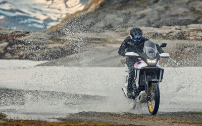 Főoldal 7 E-Clutch technológia a 2026-os Honda XL750 Transalpon!