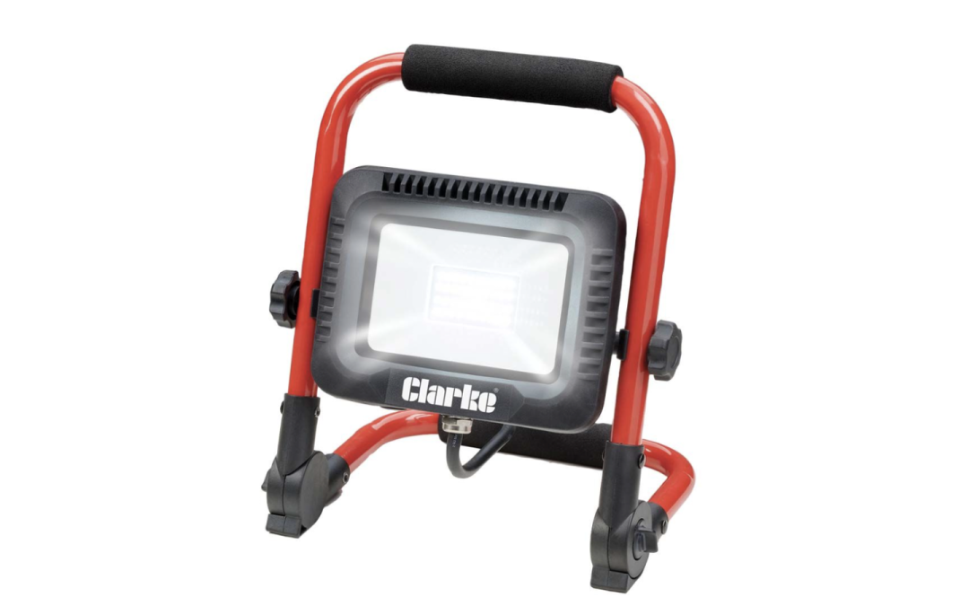 Clarke SMD2700L Munka világítás: Teszt és vélemény!