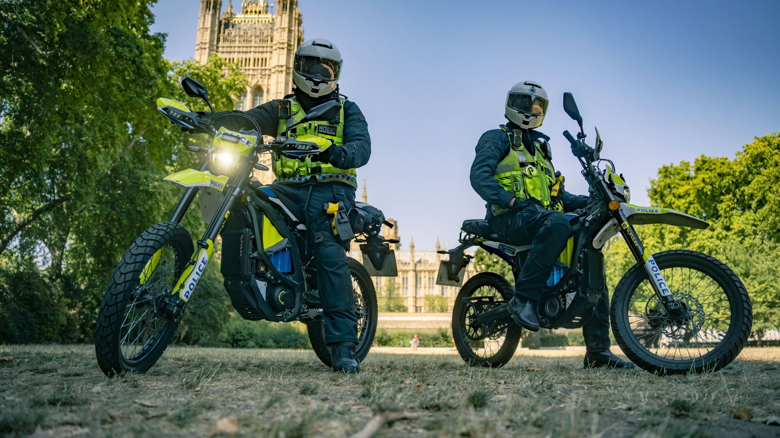 Sur-Ron motorokkal erősít a londoni rendőrség 2 Sur-Ron motorokkal erősít a londoni rendőrség