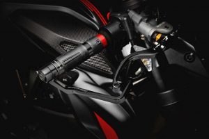Blackout :-) 3 4446cb86 2017 MV Agusta Dragster Blackout 04