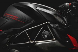 Blackout :-) 7 fa0e96d9 2017 MV Agusta Dragster Blackout 08